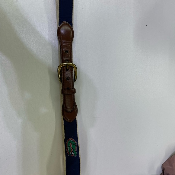 Blue and White Florida Gators Embroidered Women's Belt - Picture 3 of 5